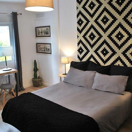 The Boho-Chic Oasis, Lovely City Center Apartment Malaga Bagian luar foto