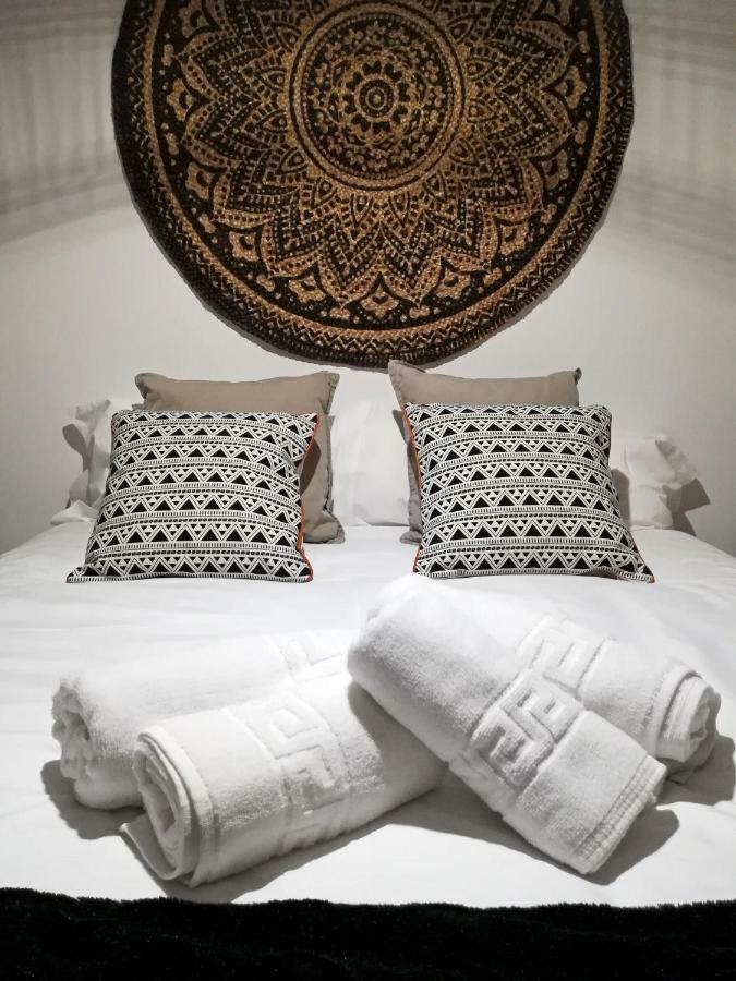 The Boho-Chic Oasis, Lovely City Center Apartment Malaga Bagian luar foto